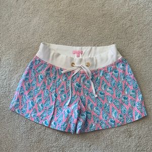 Lily Pulitzer shorts medium